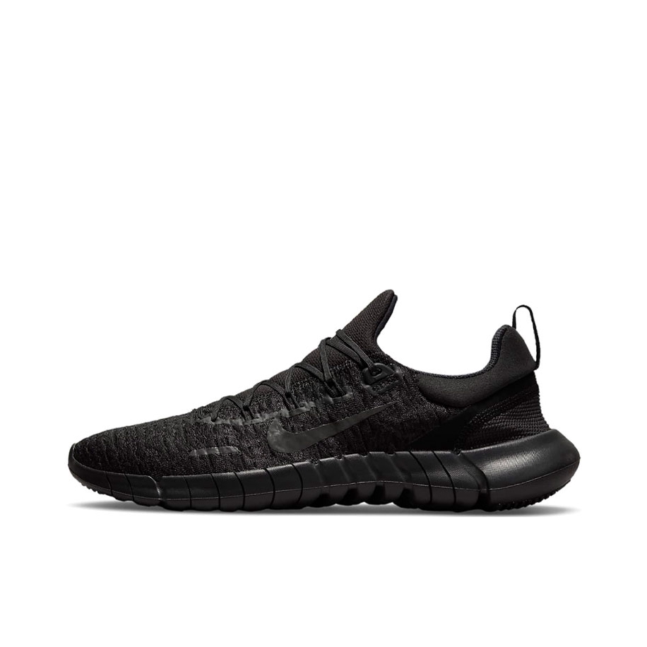 推荐商品：Nike Free Run 5.0 跑鞋 赤足感织物休闲舒适轻便透气减震回弹防滑耐磨包裹性运动 黑色