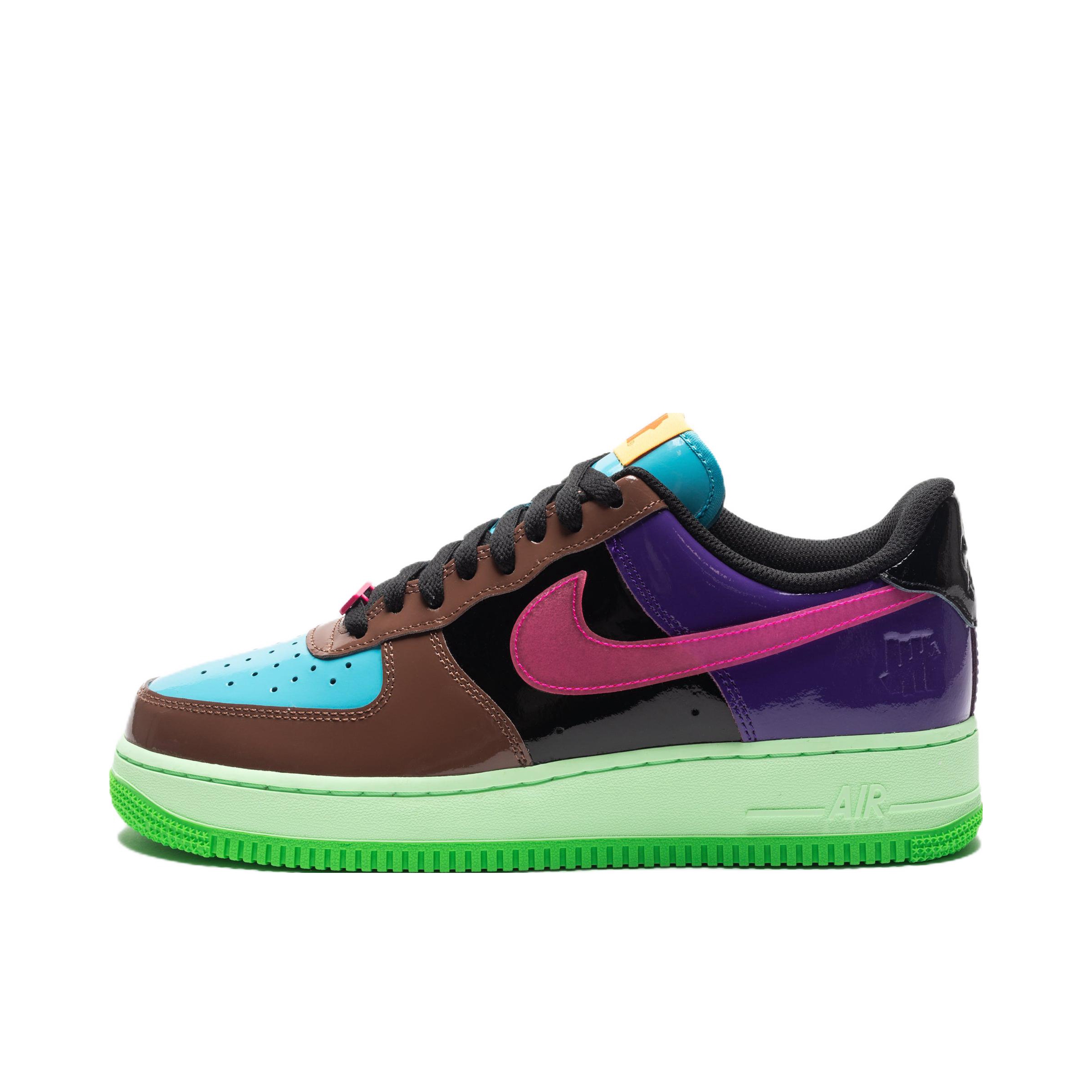推荐商品：Nike Air Force 1 空军一号 板鞋 轻便舒适百搭耐磨防滑复古 Pink Prime UNDEFEATED联名/粉色/棕色/蓝色