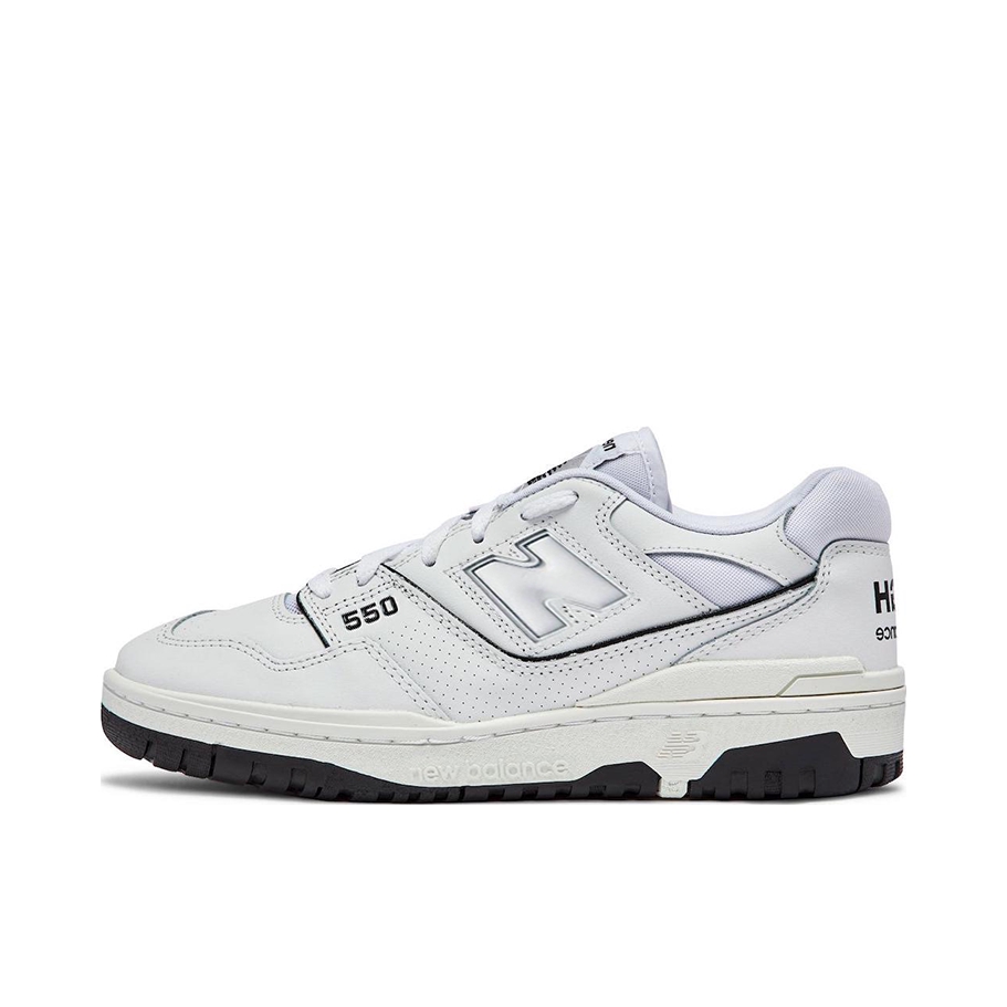 推荐商品：New Balance 550 复古 舒适 百搭 减震透气 防滑耐磨 潮流 运动休闲鞋 Comme des Garcons Homme联名/白色/黑色