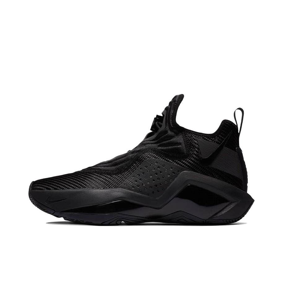 推荐商品：Nike LeBron Soldier 14 士兵14 场上训练 减震回弹 防滑耐磨 舒适透气 实战 织物 篮球鞋 黑色