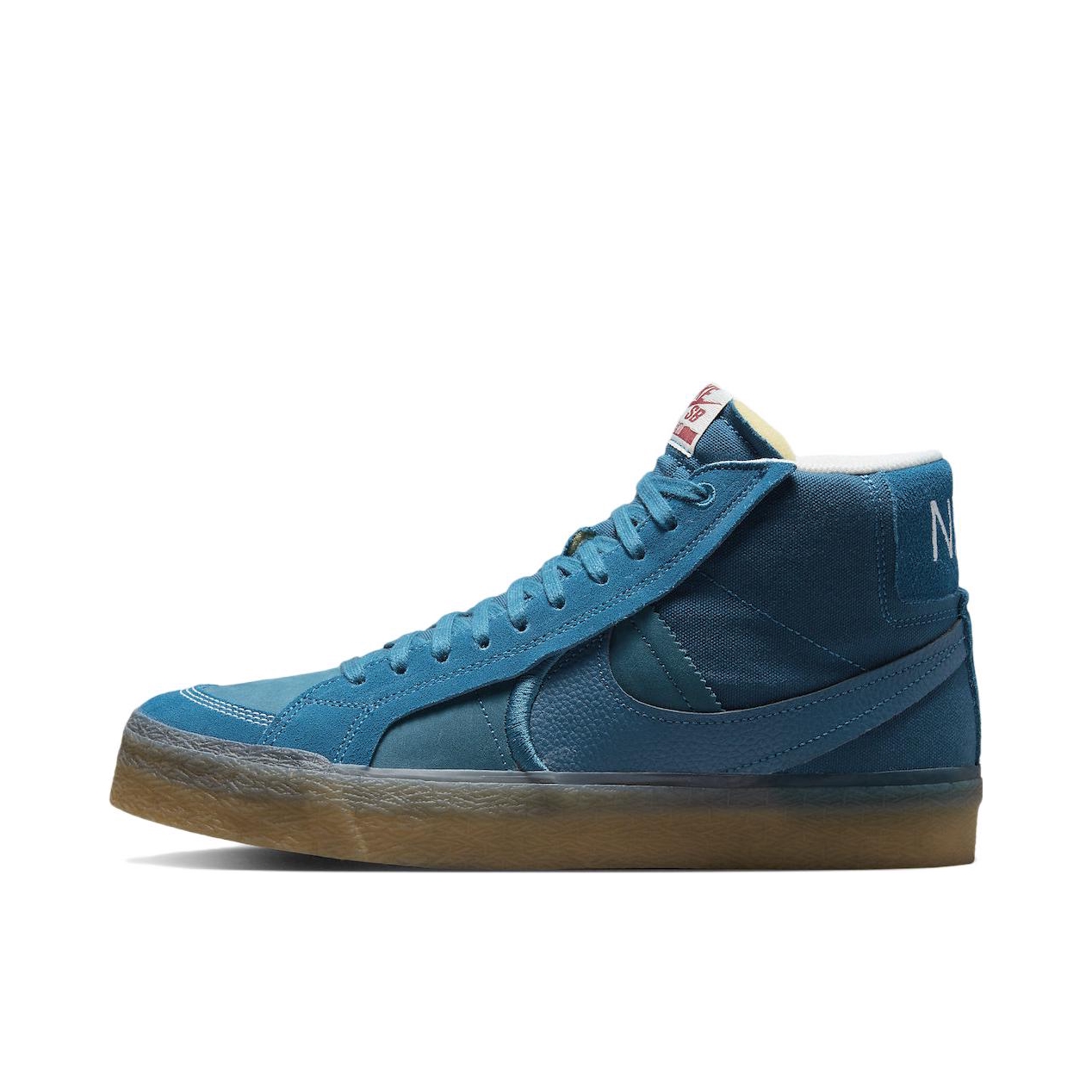 推荐商品：Nike Blazer 板鞋 经典复古防滑舒适百搭 青色