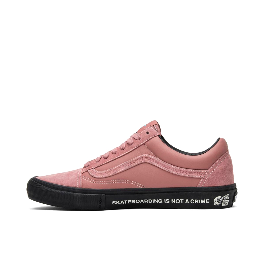 推荐商品：Vans/范斯 Old Skool 滑板鞋 板鞋 轻便防滑复古舒适经典 Santa Cruz x Taka Hayashi联名/粉黑