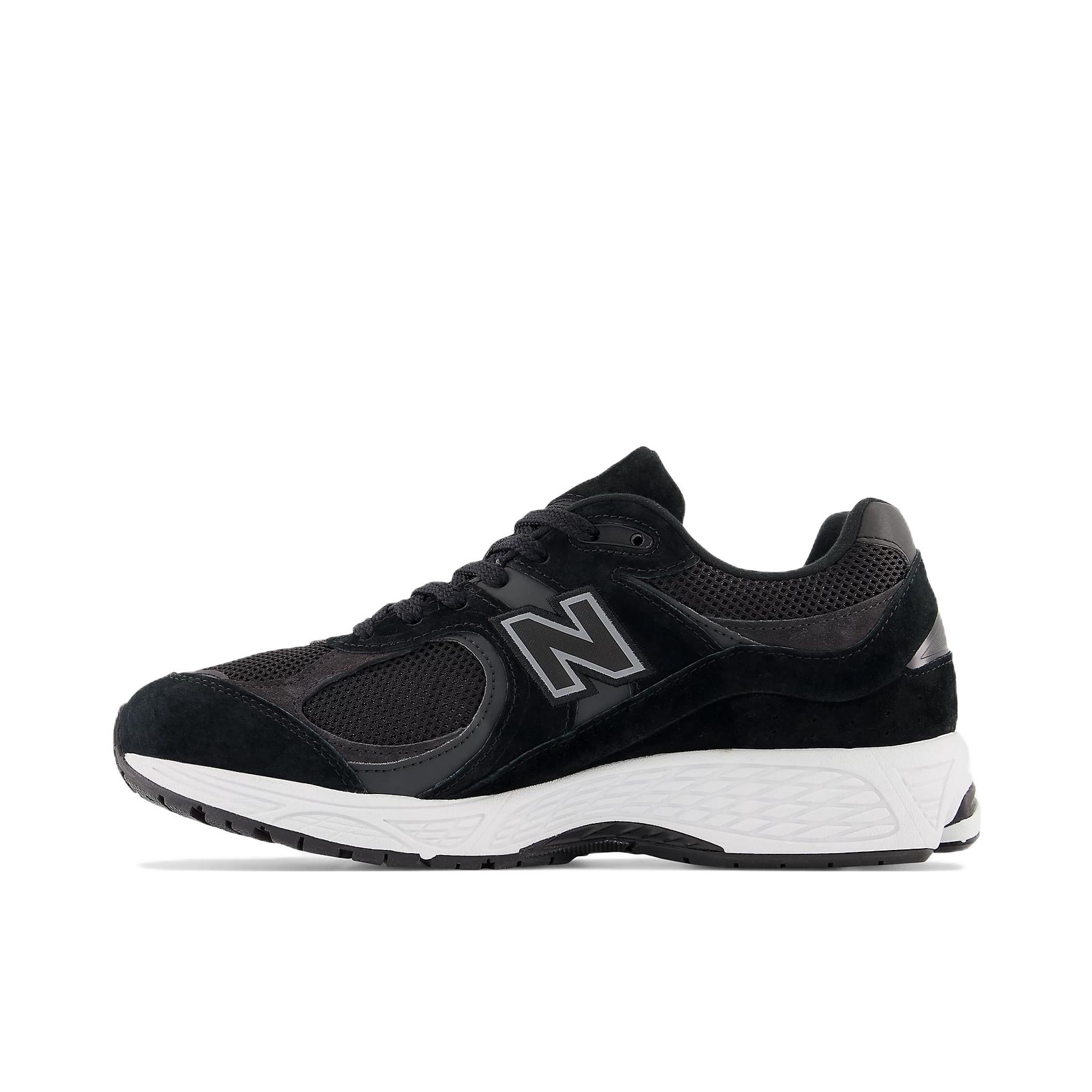推荐商品：New Balance 2002R 跑鞋 缓震防滑耐磨透气复古拼接防水气垫慢跑支撑 网孔/黑色/白色