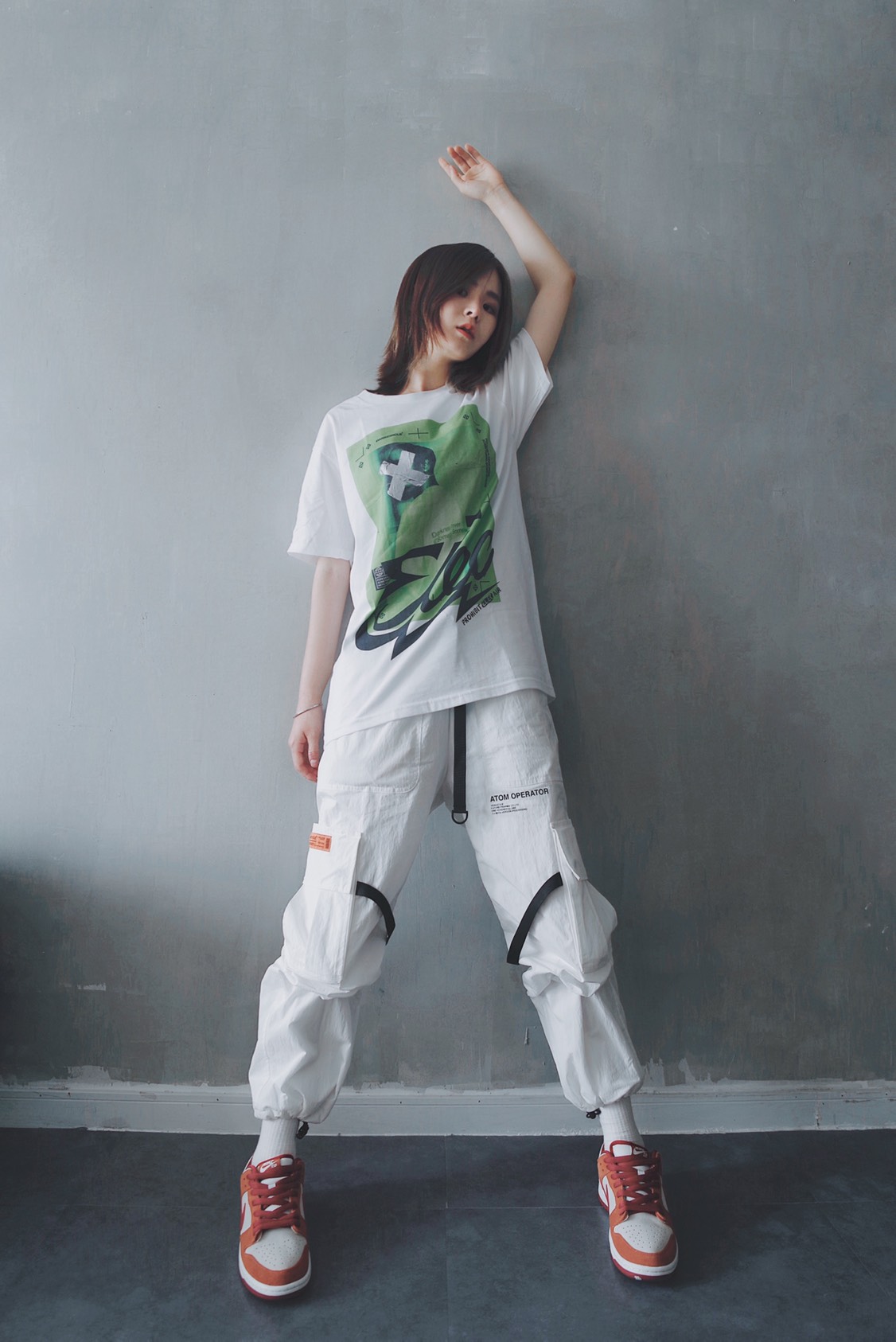 #每日穿搭##SNKR GIRL#上衣：