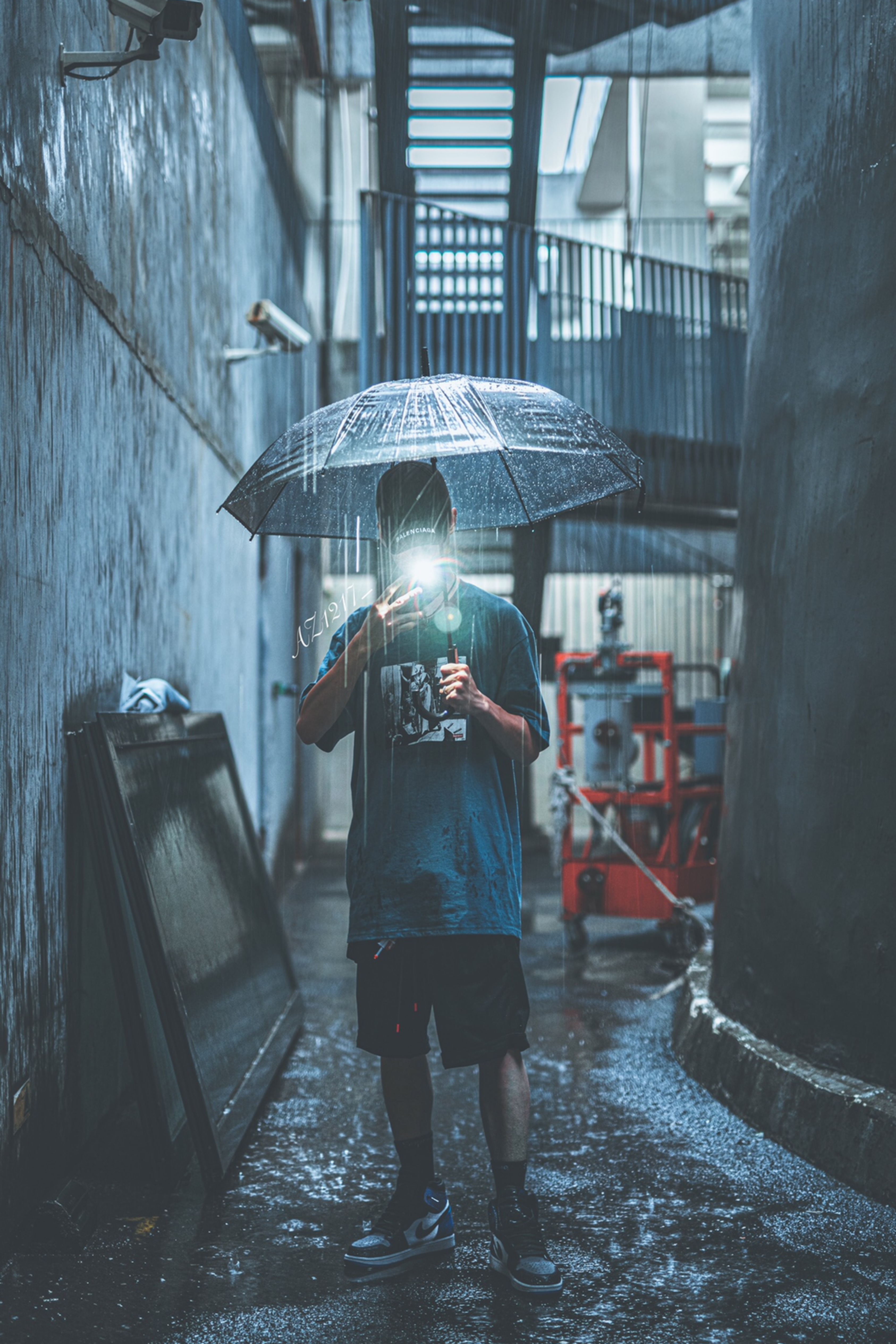 有风有雨有闪电