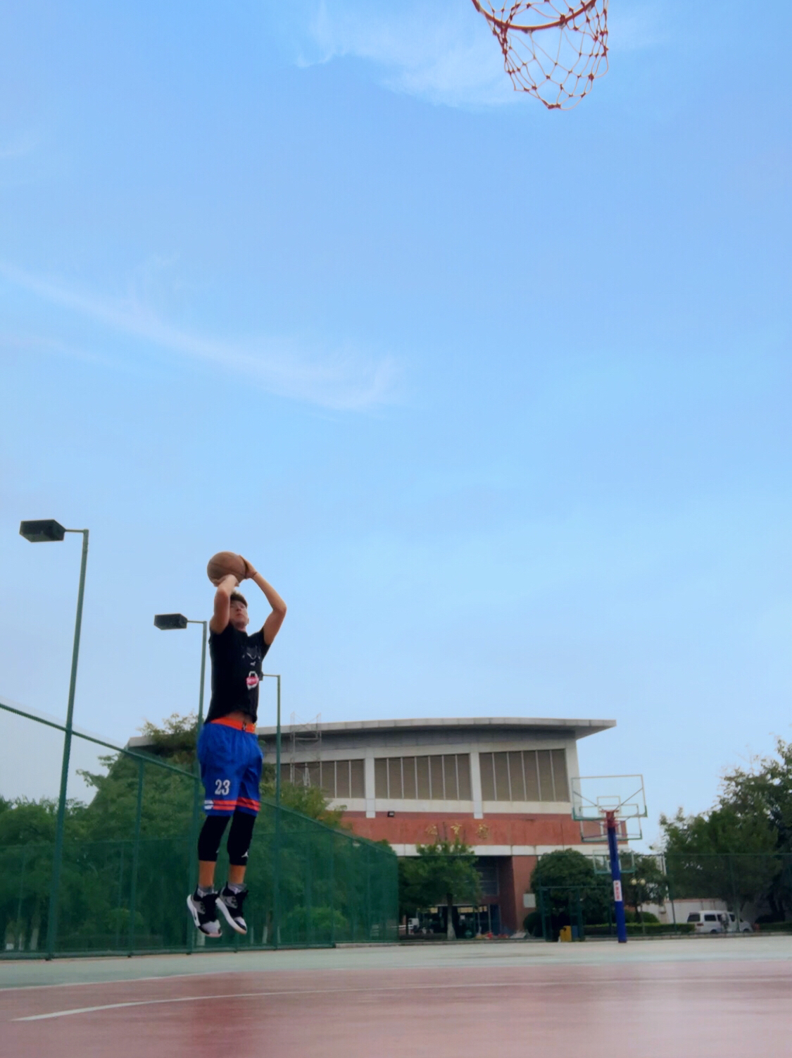 🏀