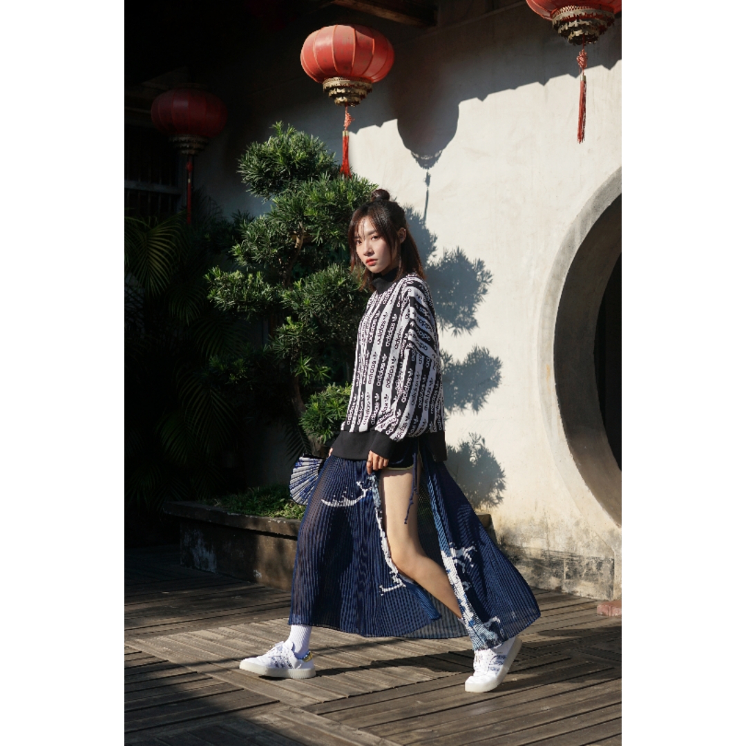 这双青花瓷我先穿了