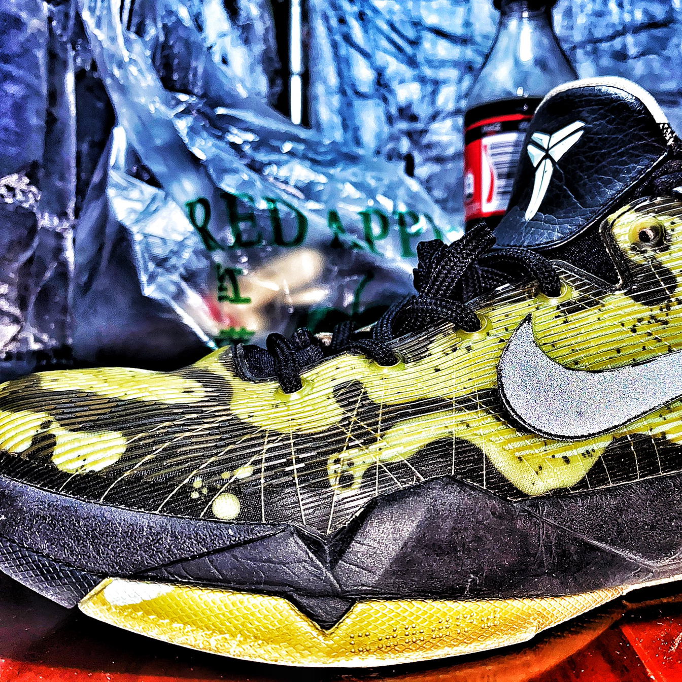 元年kobe7毒蛙