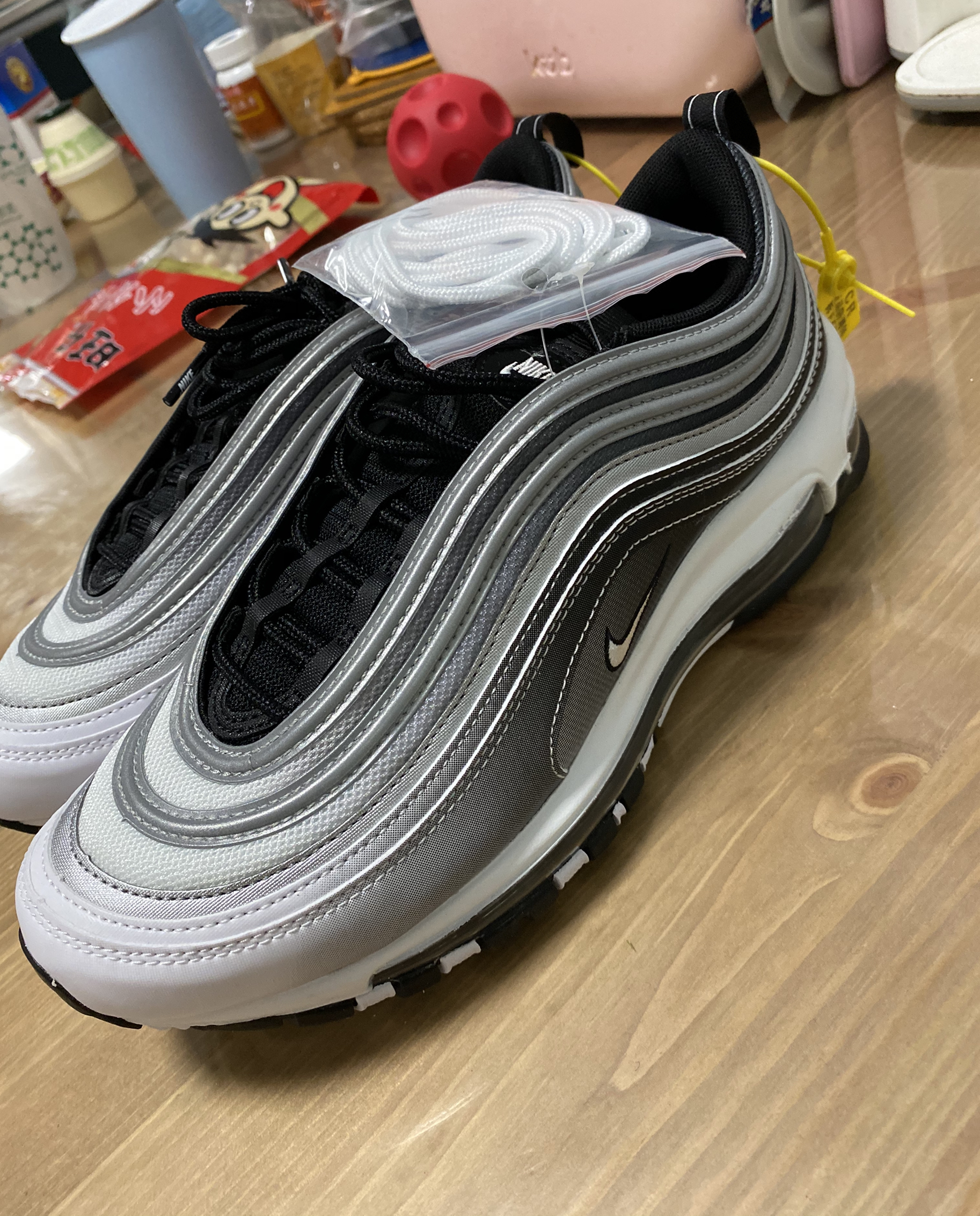 这个配色让我入了airmax97的坑…