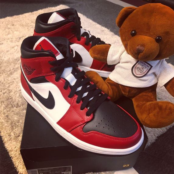 Air Jordan1 mid芝加哥