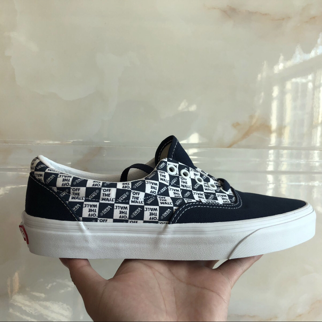 黑白棋盘 有Vans就Vans了