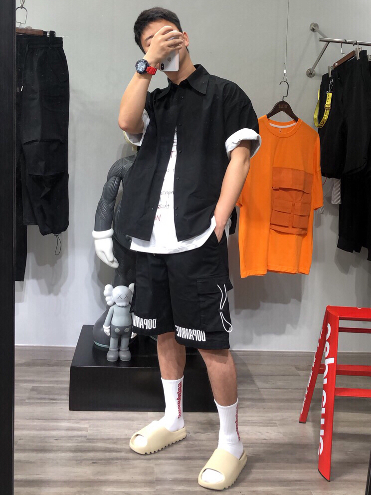 夏天如何穿出层次感？帽子 包包 就是神器