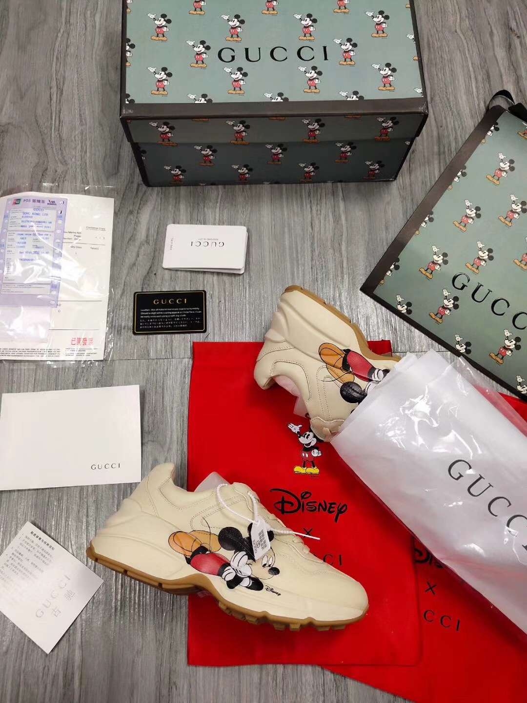 Gucci带着史上最贵最好看的米奇鞋来了