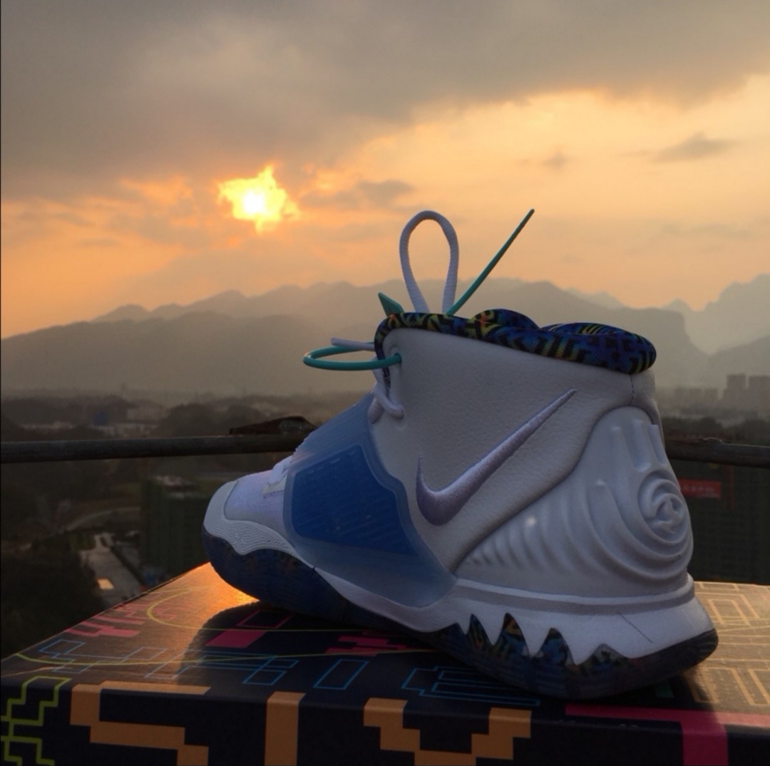 Kyrie 6 白蓝色的落日余晖