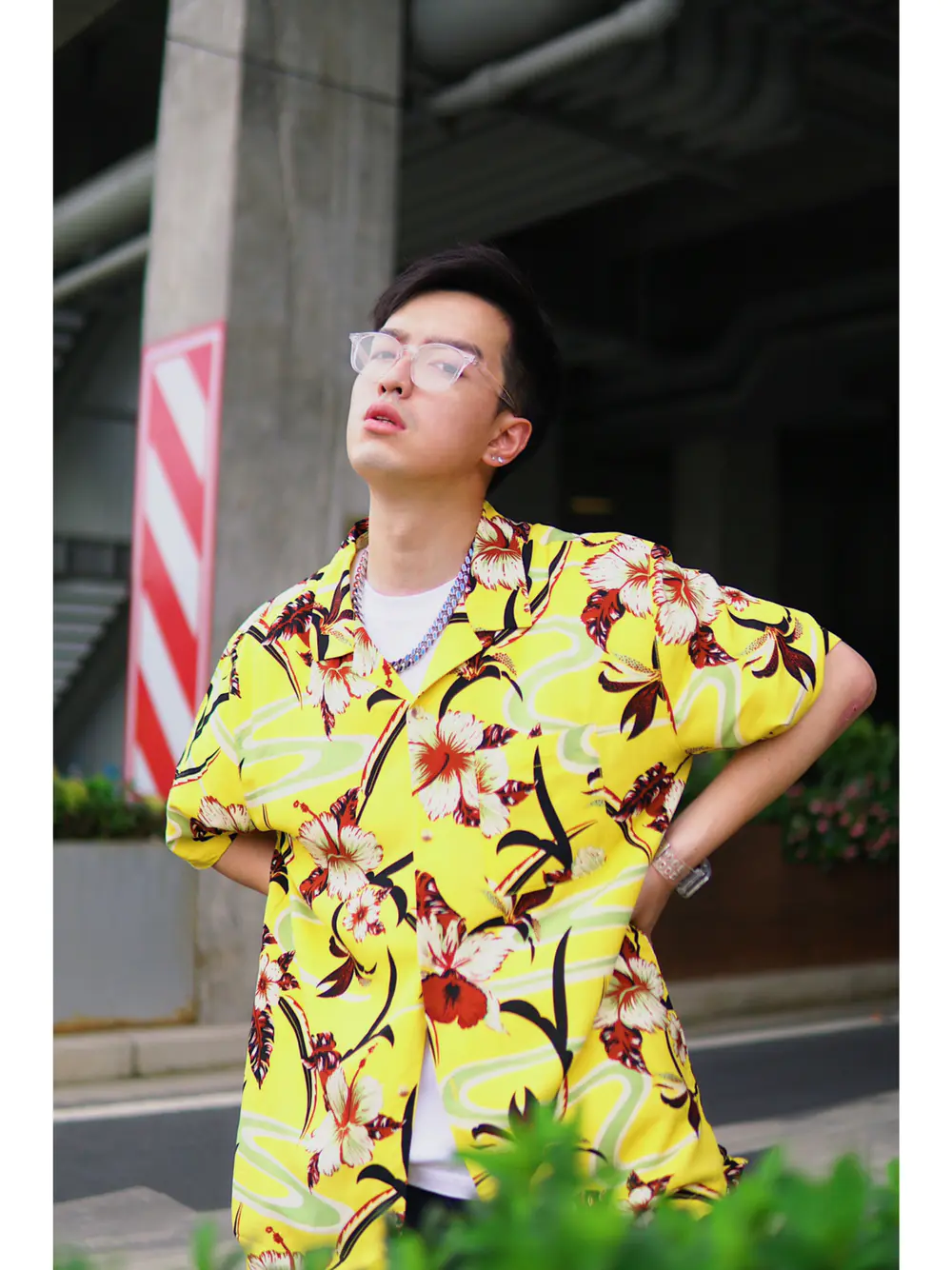 💛夏威夷衬衫造型怎么搭?
