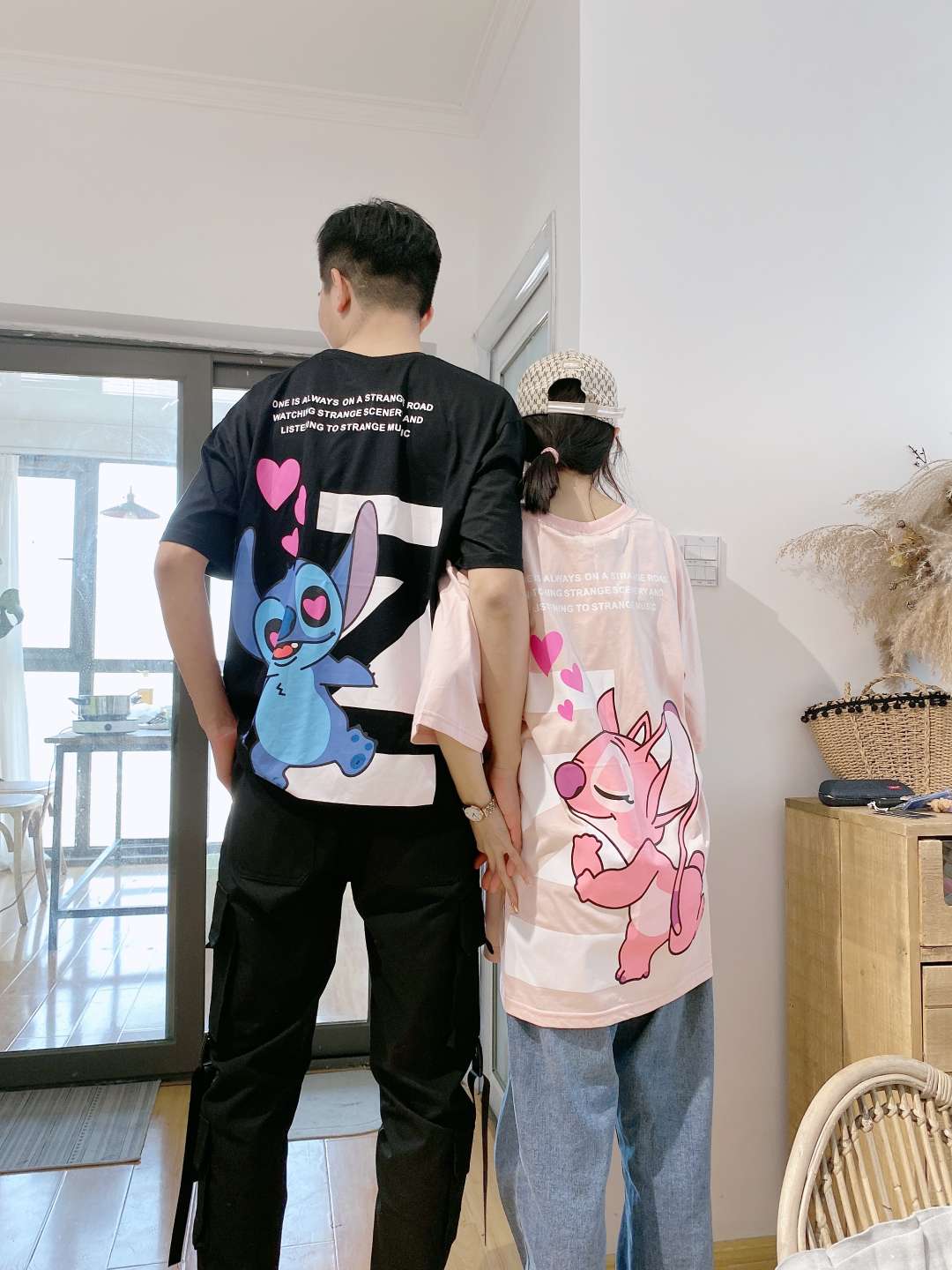 甜甜的情侣装来啦~今日份秀恩爱