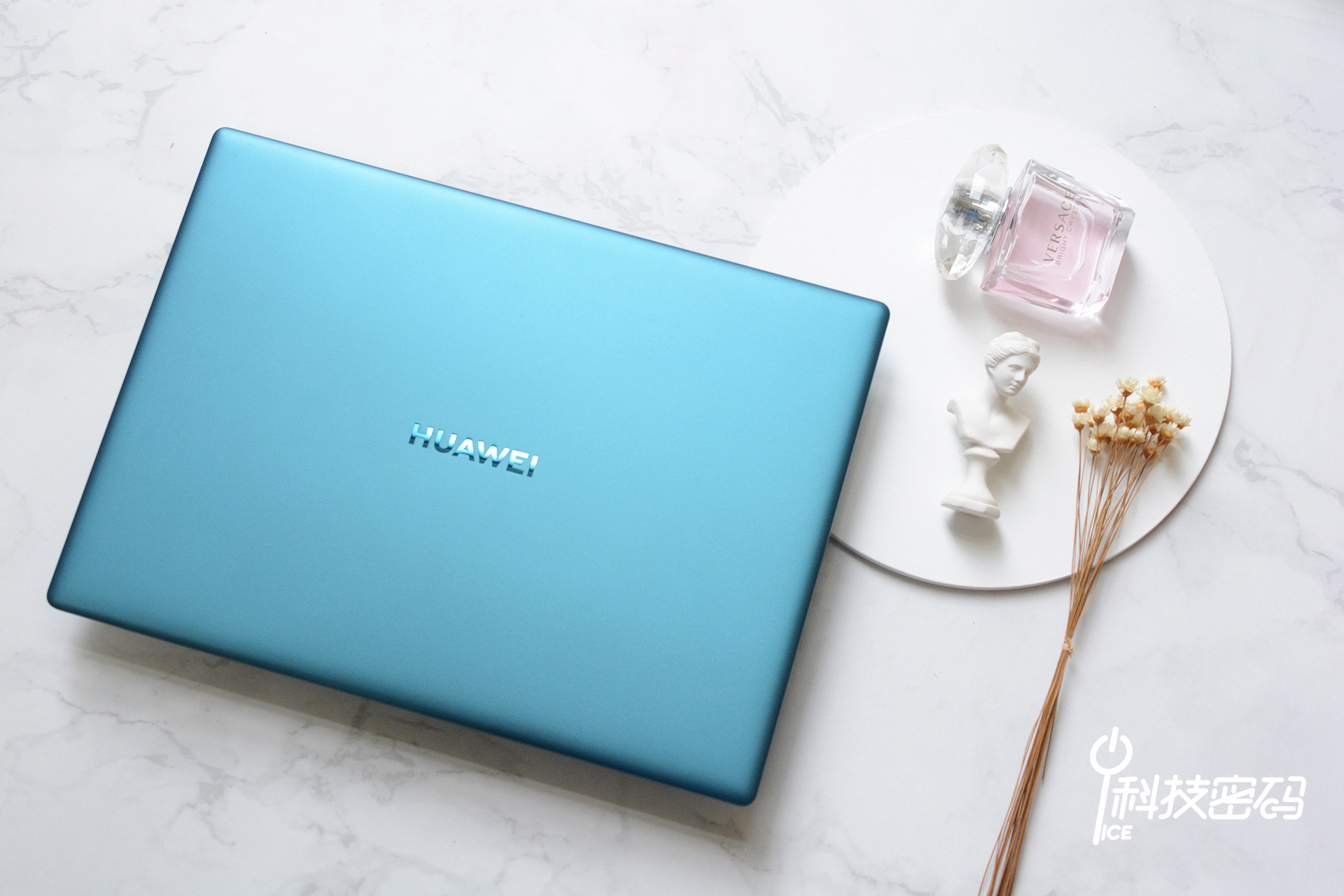 华为MateBook X青山黛太美了