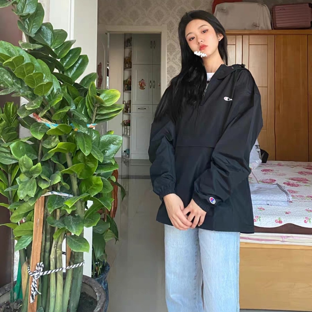 显得人特别瘦的一款衣服