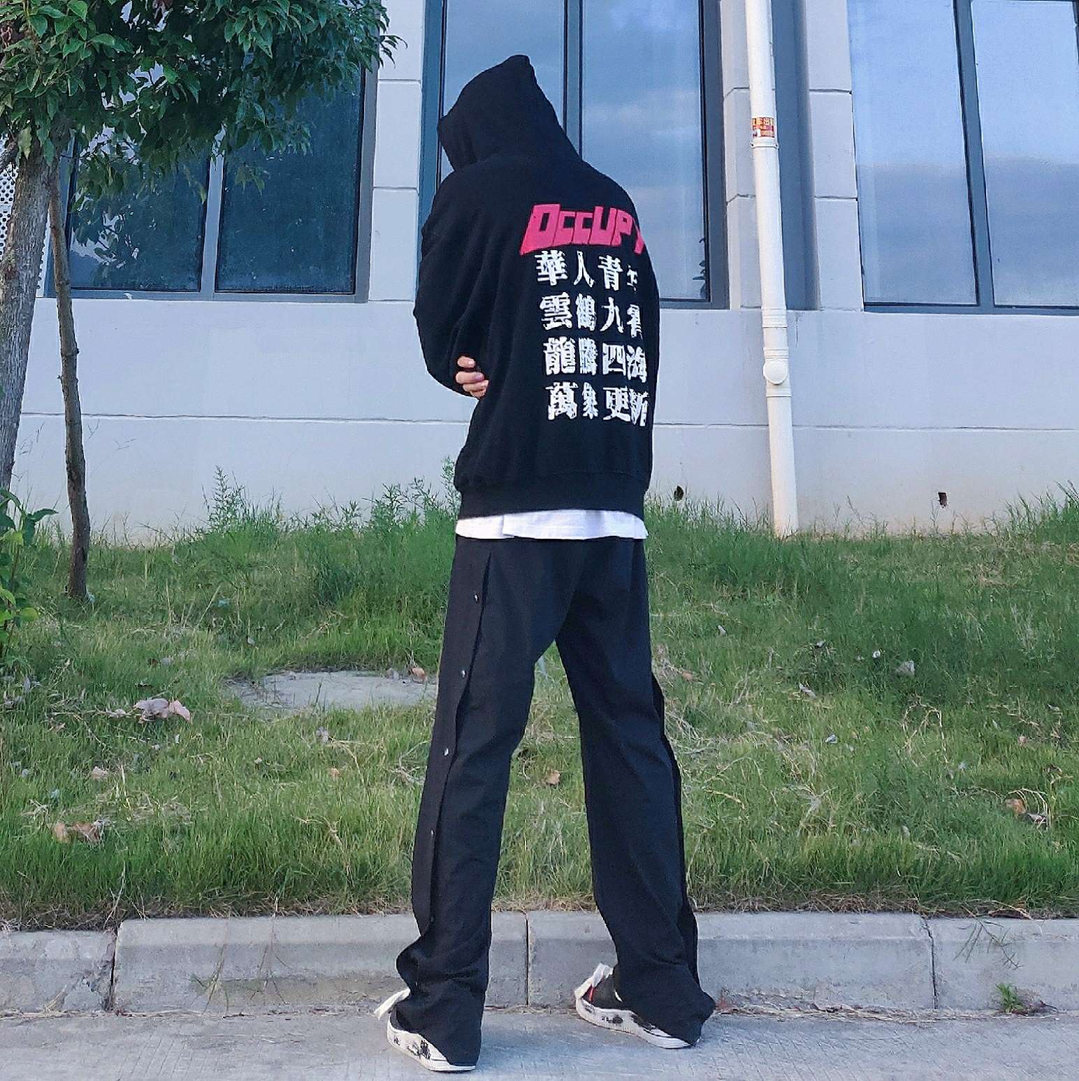 谁还不是个华人青年