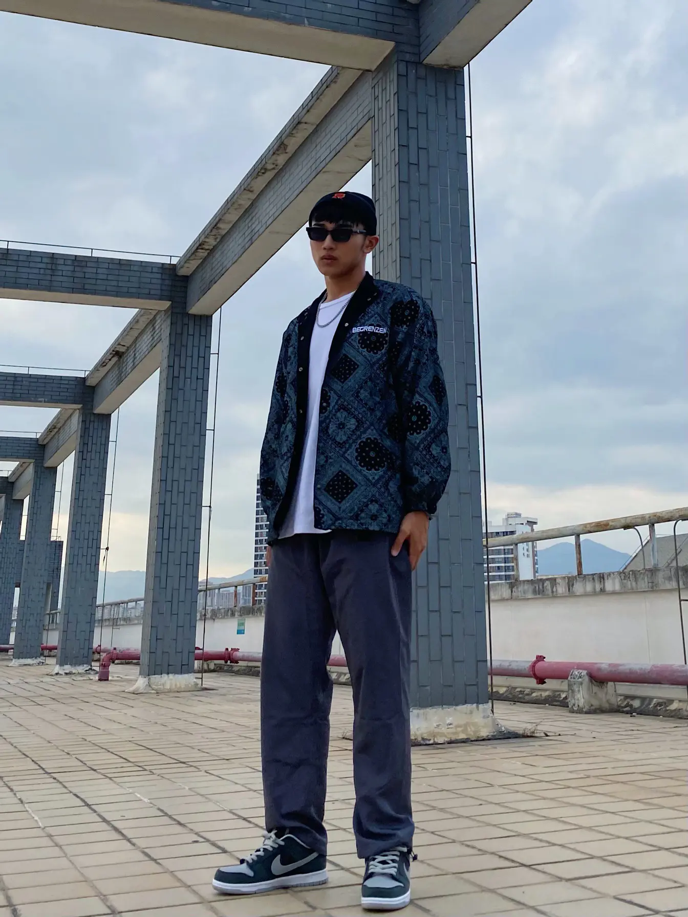 OOTD/腰果花深色穿搭
