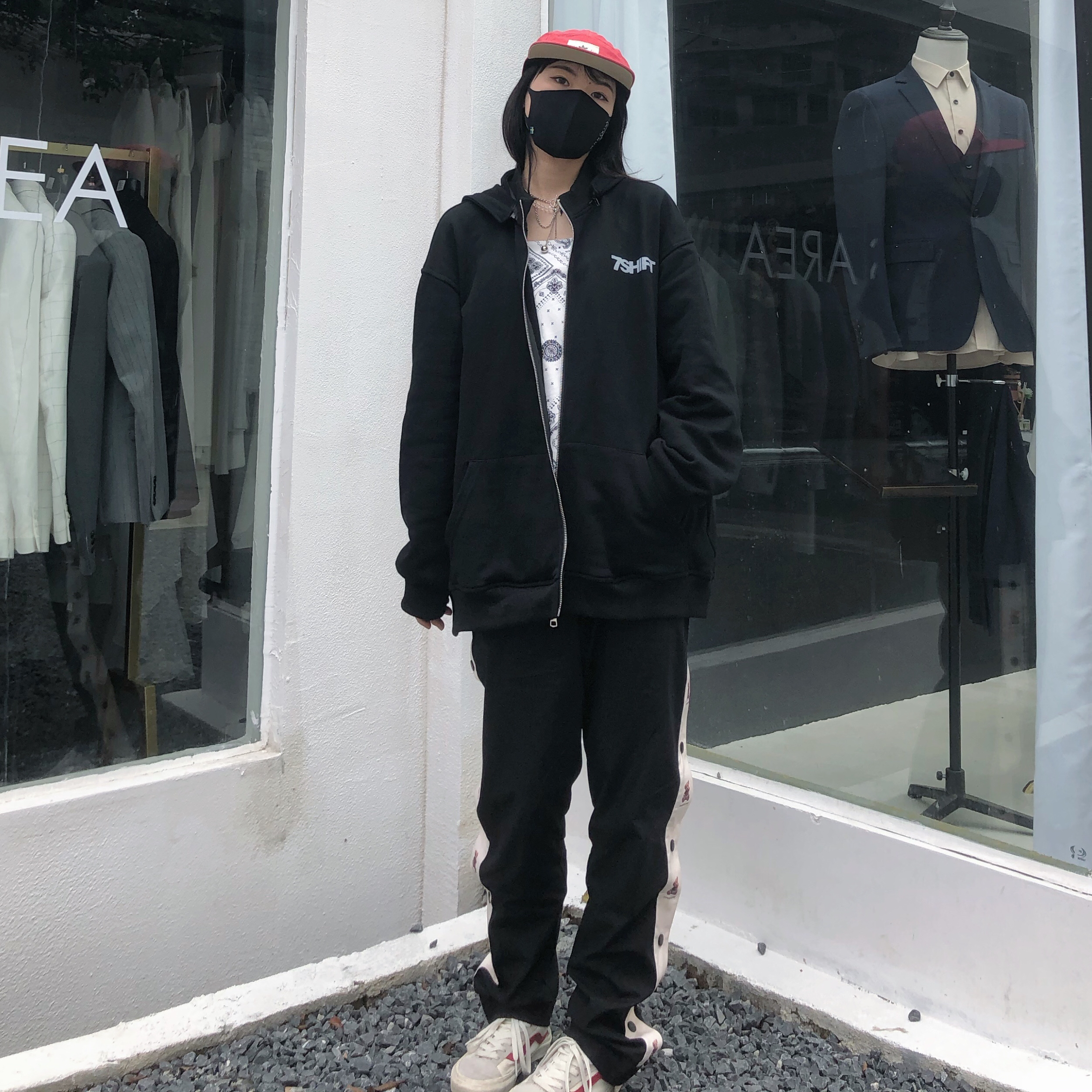 黑红搭配💯