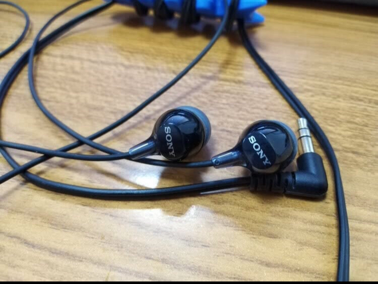 索尼 MDR-EX15AP耳机值得拥有