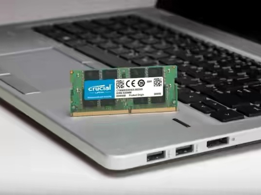 英睿达 DDR43200频率笔记本内存条