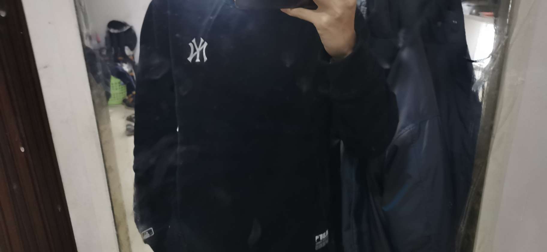 MLB