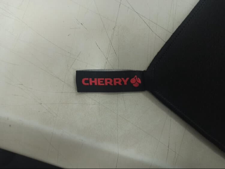 樱桃 游戏鼠标垫使用感受