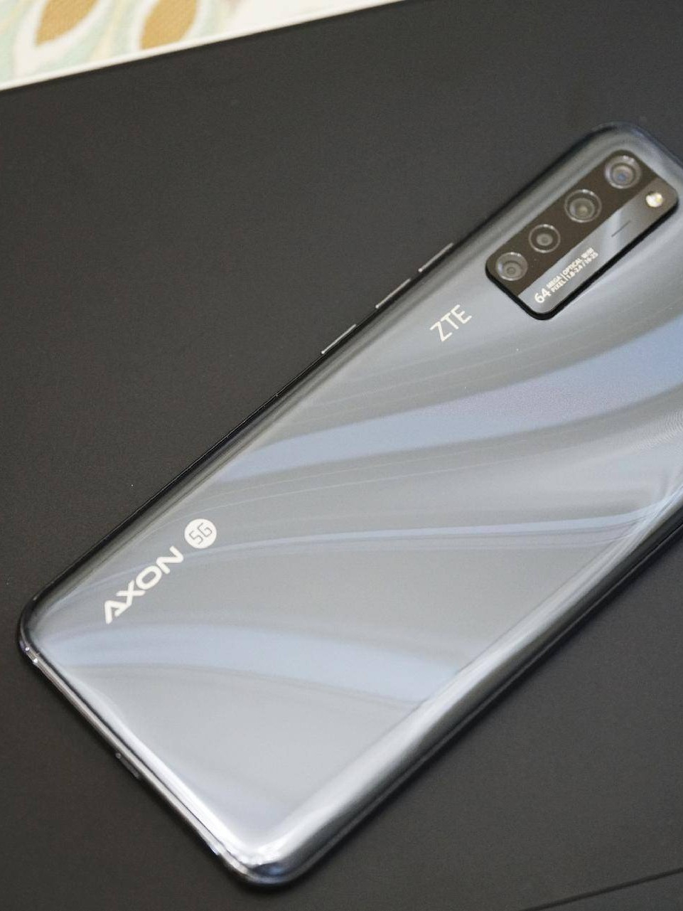 ZTE/中兴 天机Axon 20 5G