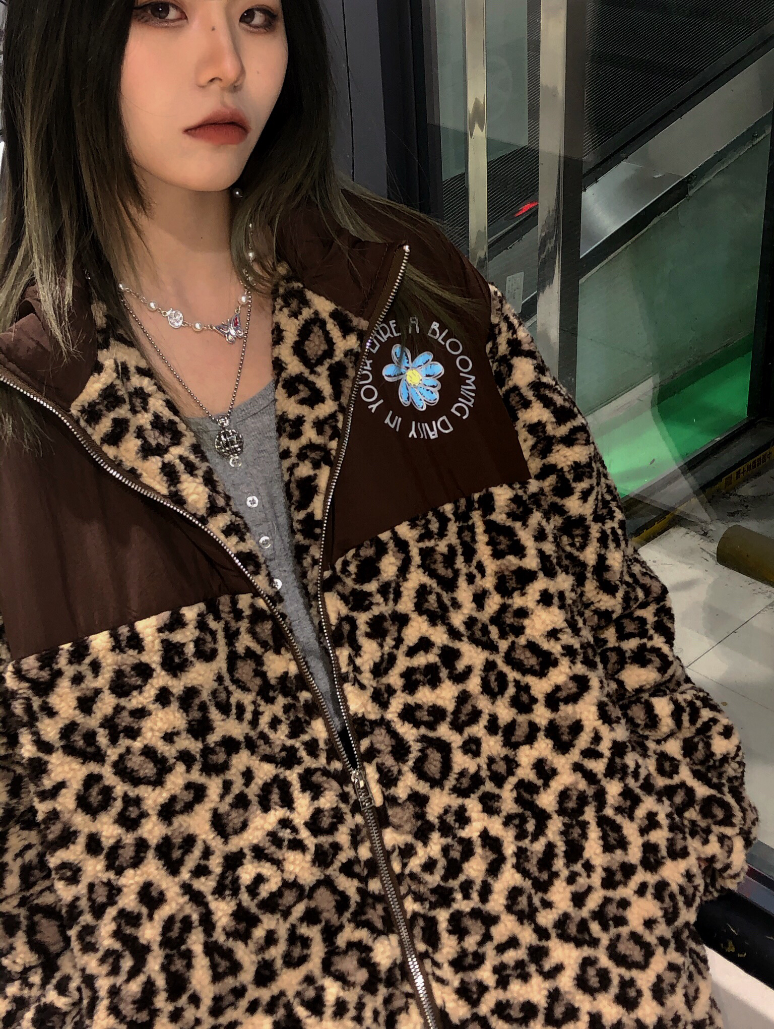 OOTD｜冬天最爱的豹纹穿搭来了超吸睛！