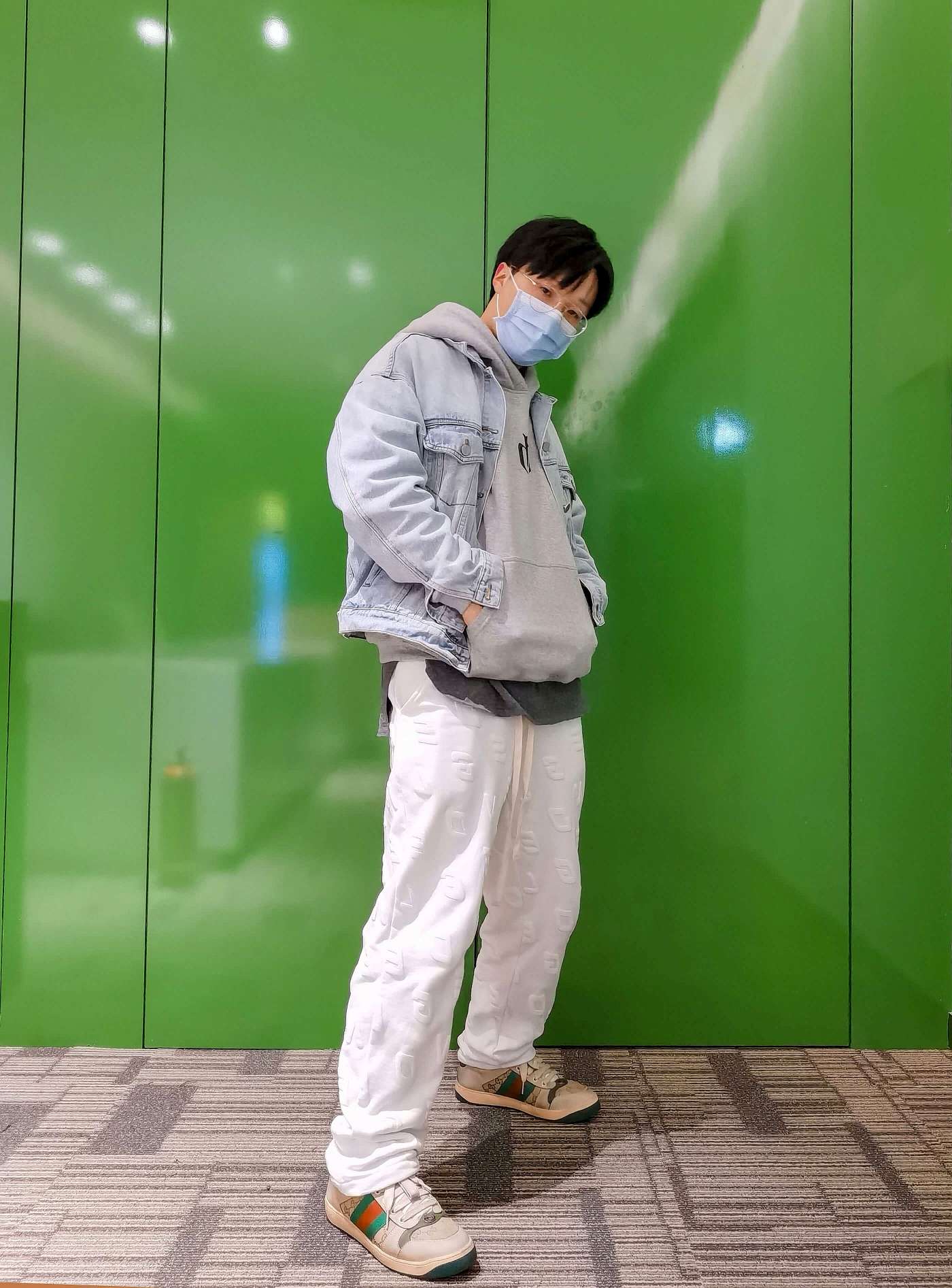 利用环境色呼应搭配也不错