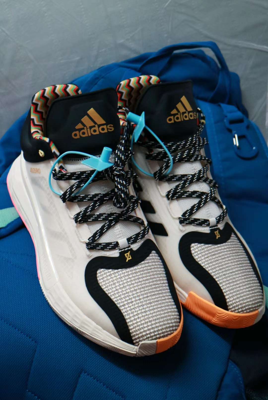 Adidas DRose11“Family First”