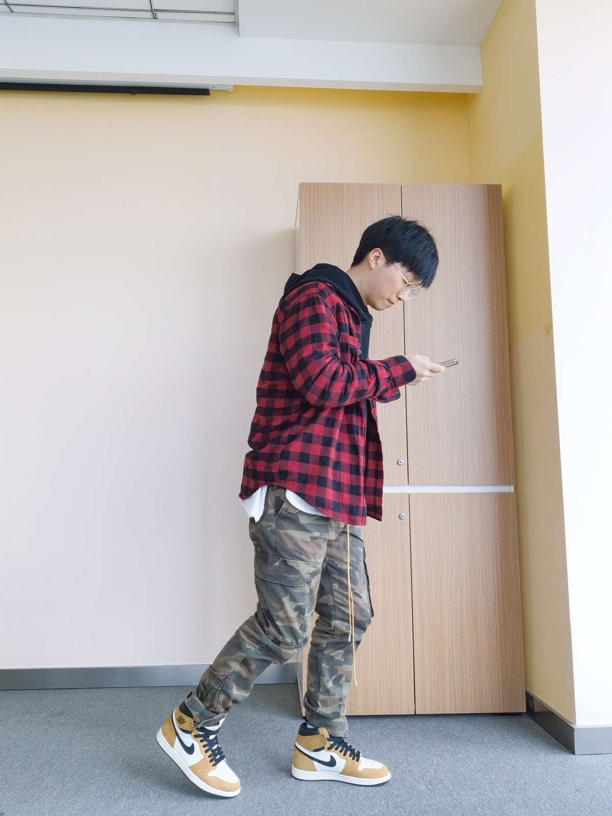学生街头休闲时尚穿搭