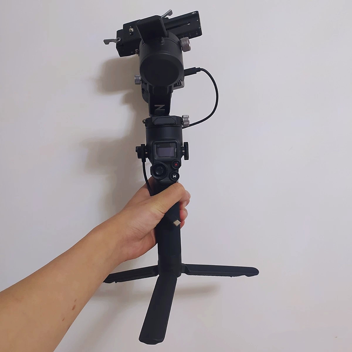 大疆/DJI RSC 2 微单稳定器使用测评