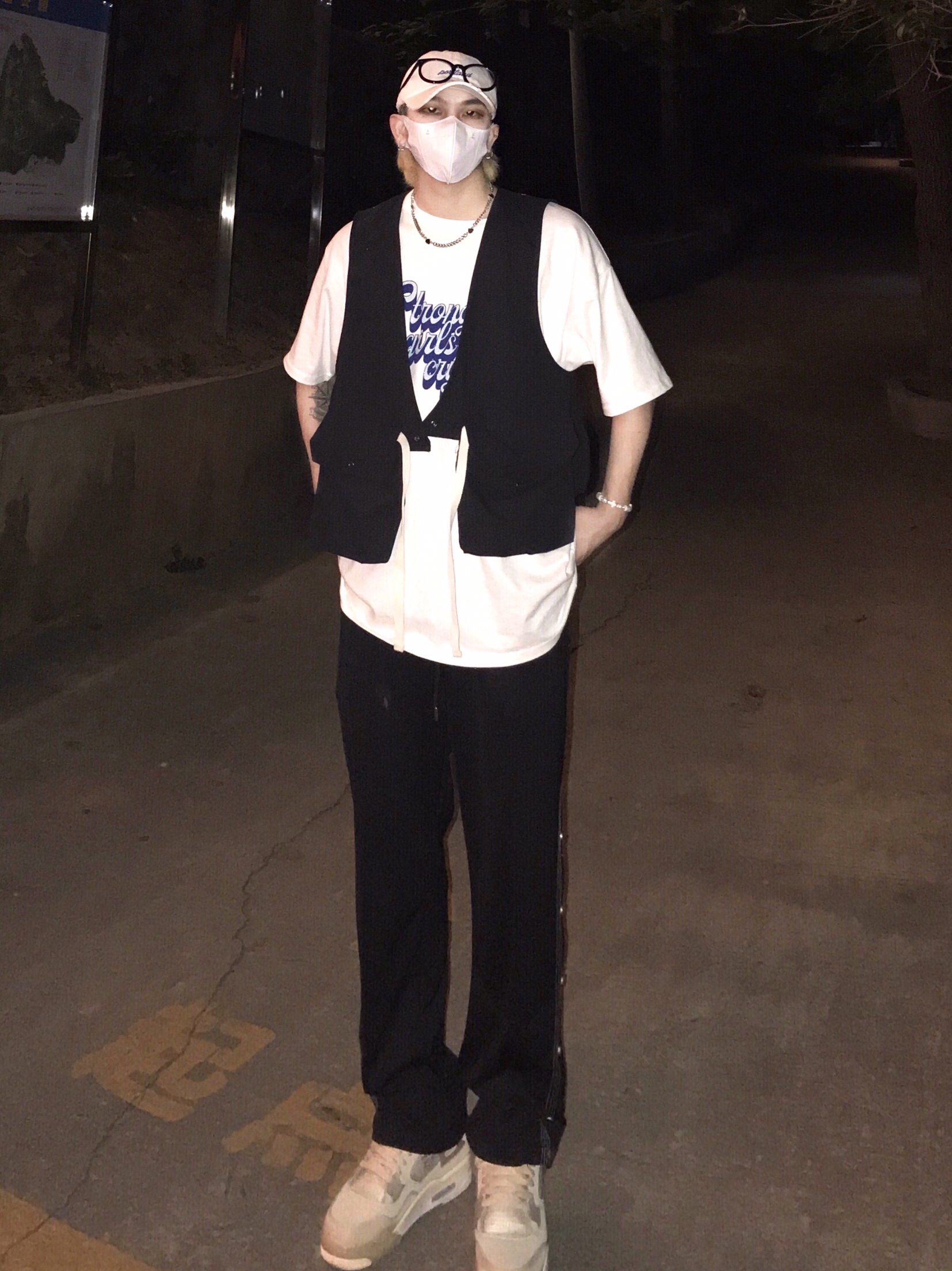 OOTD｜马甲短T
