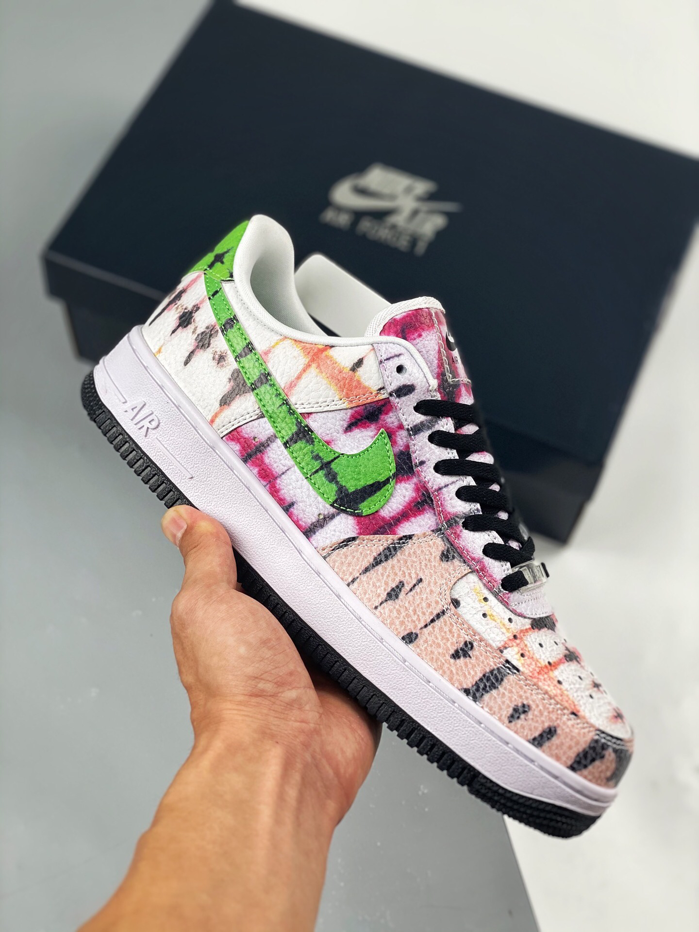 Nike Air Force 1'07 QS “Black Tie Dye” 樱花粉扎染