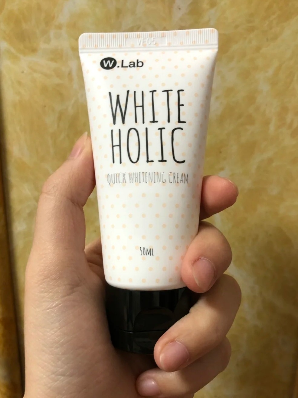 分享好物 欧阳娜娜推荐滴：wlab素颜霜