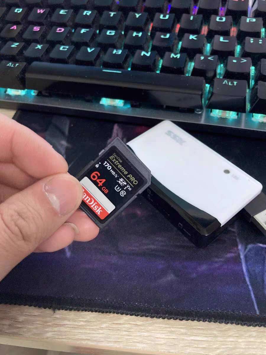 Sandisk/闪迪 SDSDXXY SD内存卡（64G）