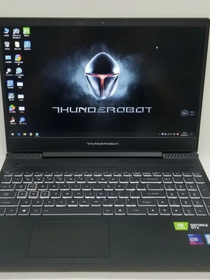 ThundeRobot/雷神 911Air星战三代 英特尔版 2020款15.6英寸游戏本上手体验