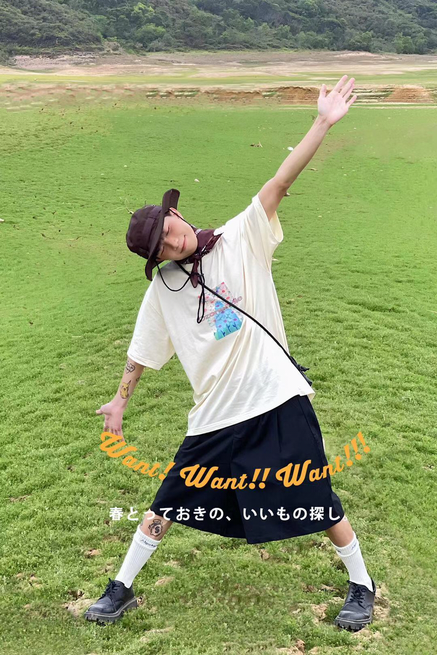 OOTD｜奶黄花朵短袖！