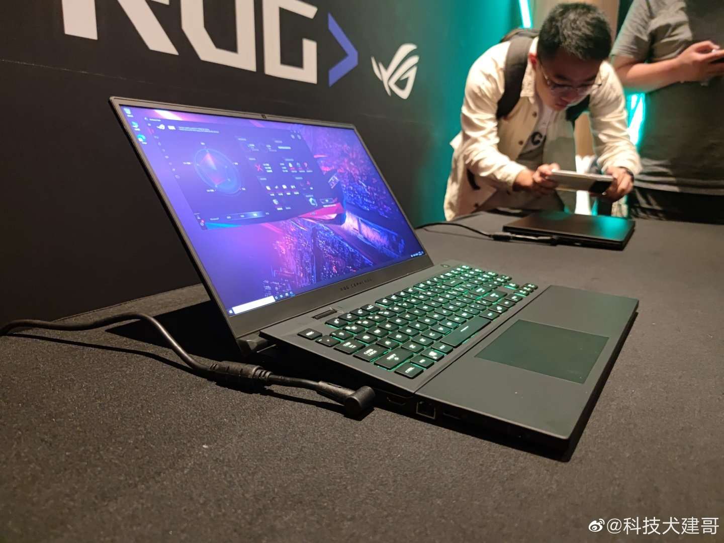 科技犬实拍，冰刃5Plus核心卖点具体如下