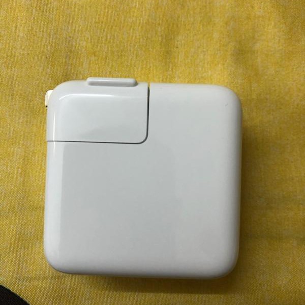 苹果 30W USB-C电源适配器上手体验