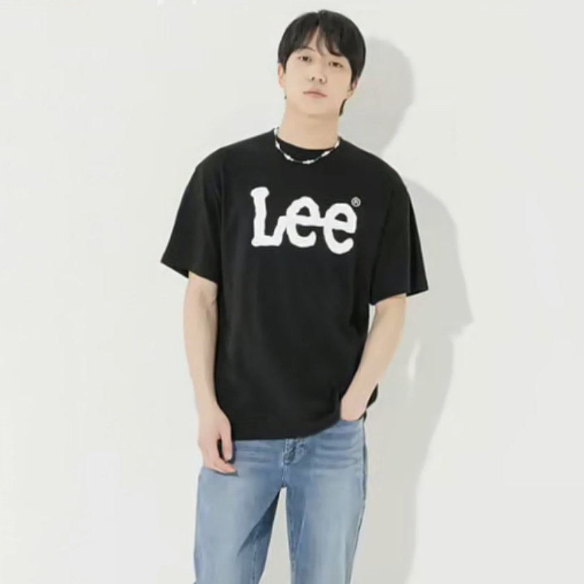OOTD｜大logo短袖T恤分享