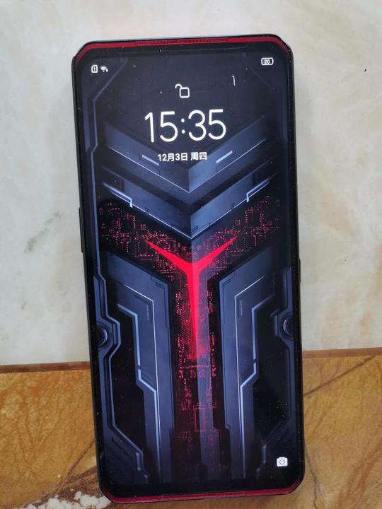 联想 拯救者电竞游戏手机pro 上手体验