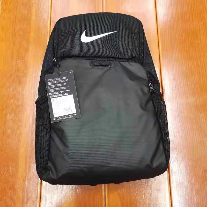简约时尚---Nike黑色运动双肩包分享