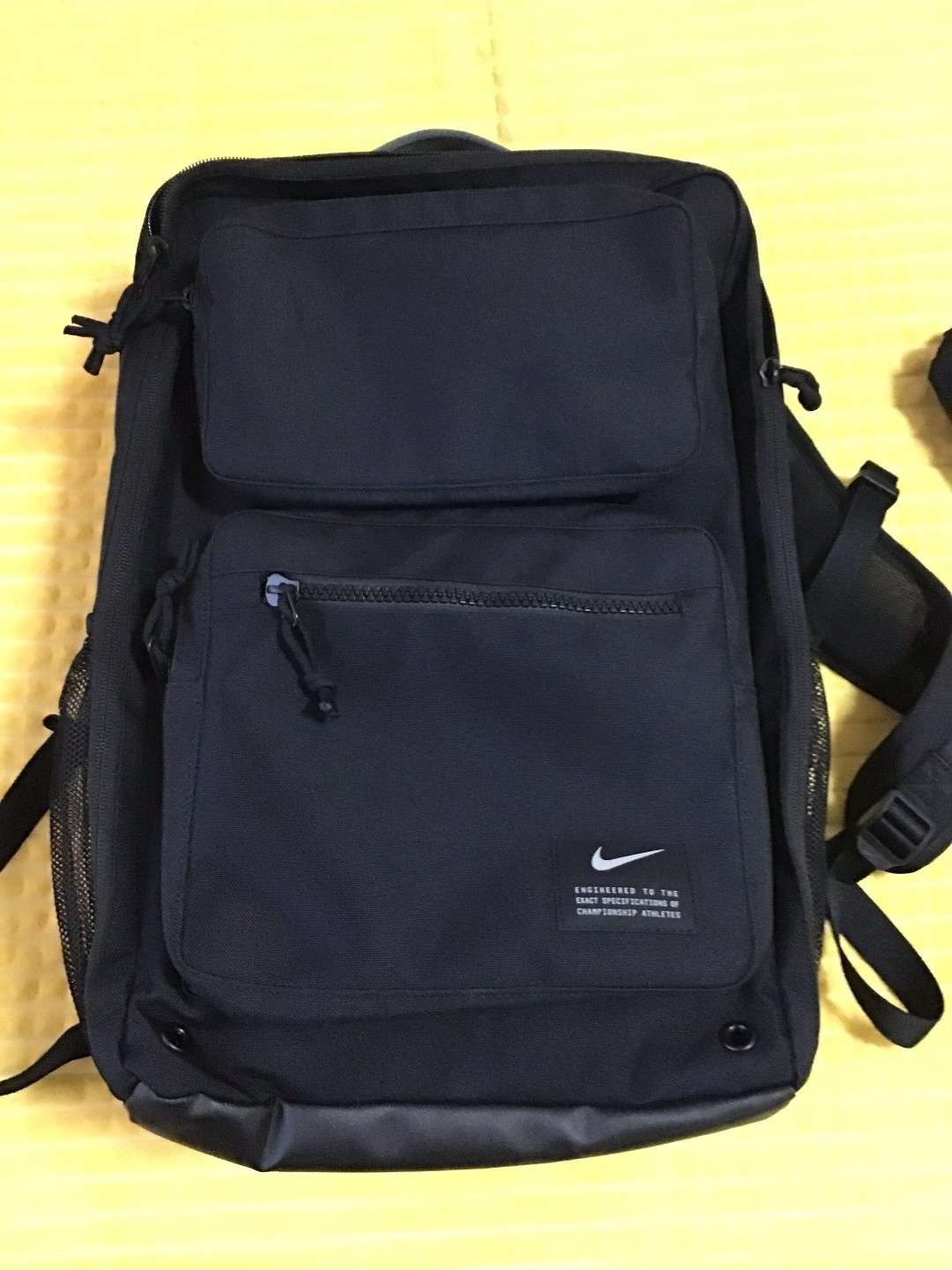 通勤Nike双肩包
