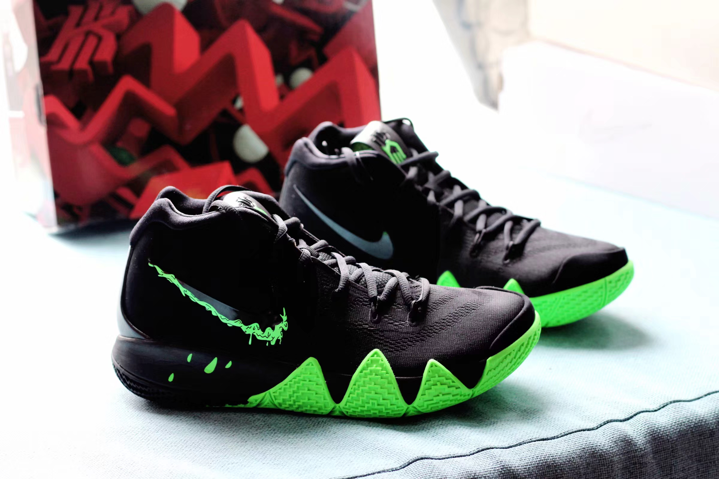 死神镰刀——Nike Kyrie 4「Halloween」