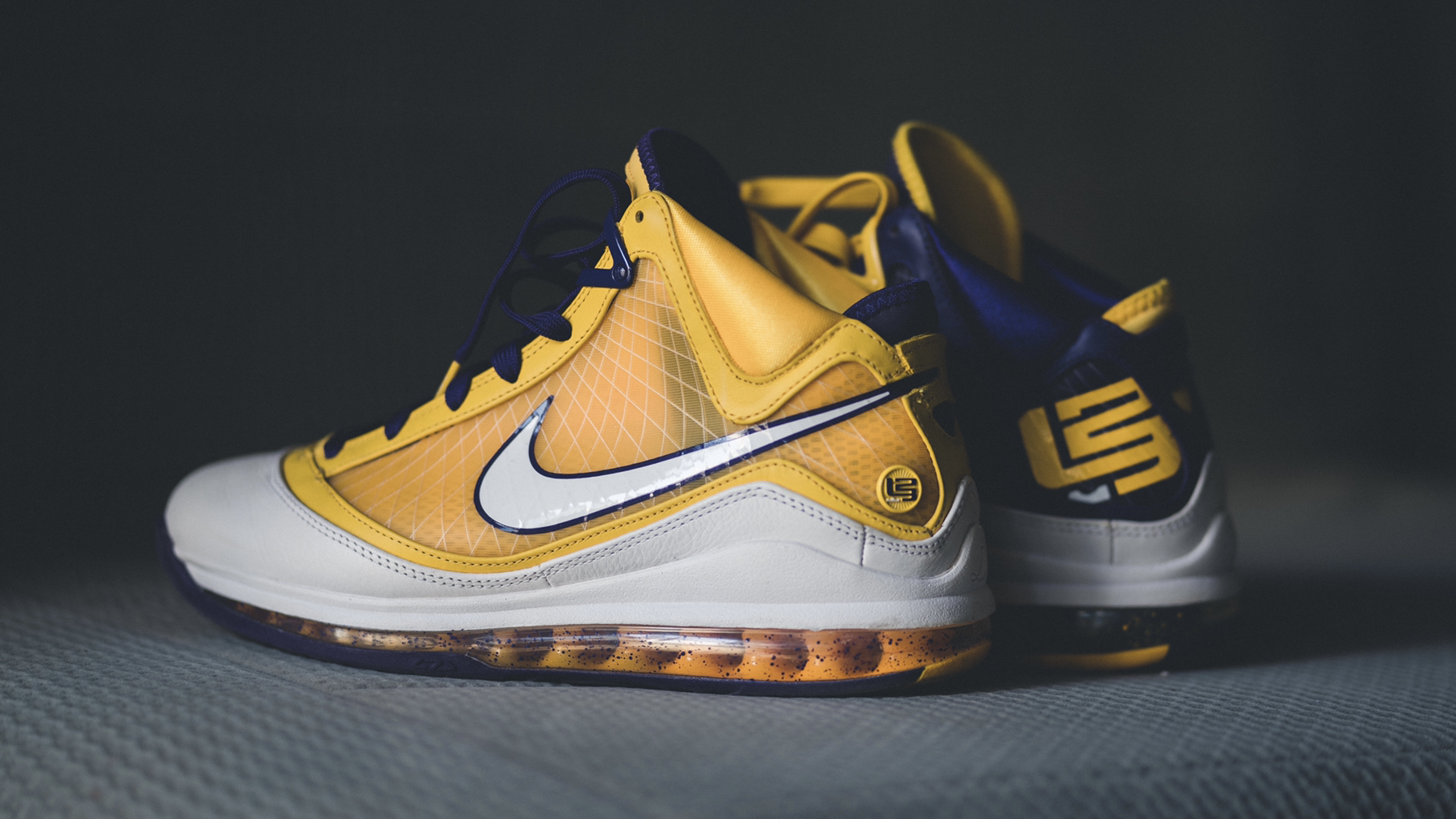 纯正的湖人血统——LeBron 7  “Lakers”