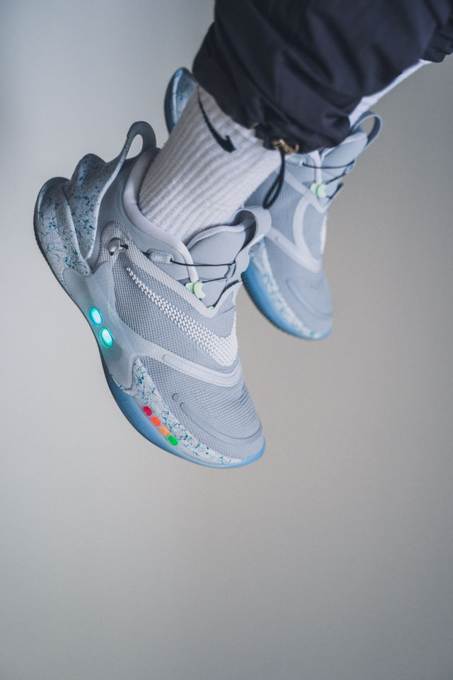 未来将至—— Nike adapt bb 2.0